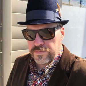 Meet your Posher, Mike